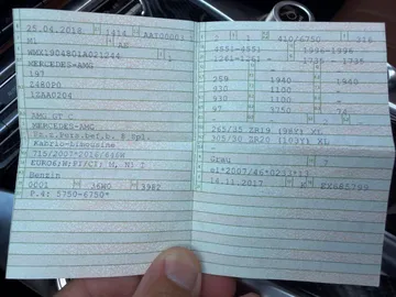 Car image 25