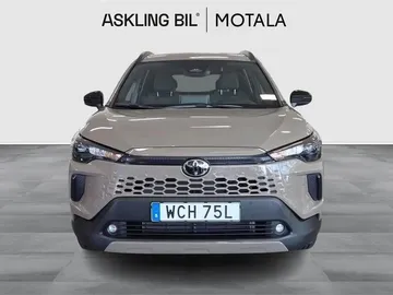 Car image 3