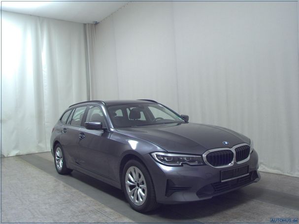 BMW 320d Touring Advantage 140 kW image number 2