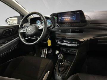 Car image 20