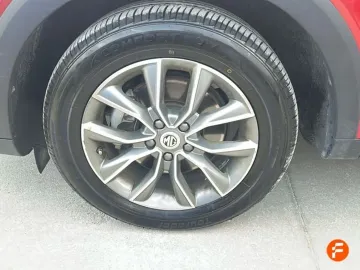 Car image 28