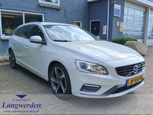 Volvo V60 T3 112 kW image number 3