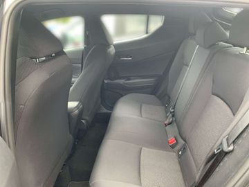 Car image 11