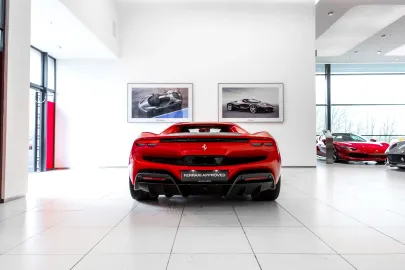 Car image 29