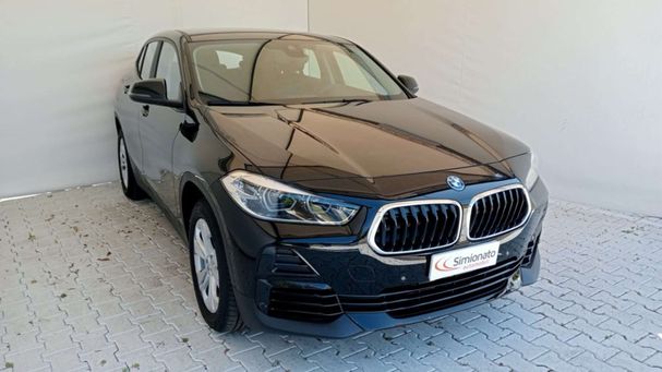 BMW X2 xDrive25e Advantage 162 kW image number 2