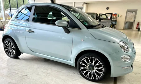 Car image 2