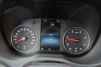 Car image 30