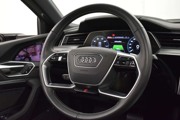 Audi e-tron 55 quattro S-line Sportback 300 kW image number 18