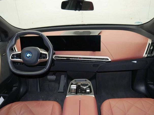 BMW iX 240 kW image number 7