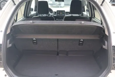 Car image 31