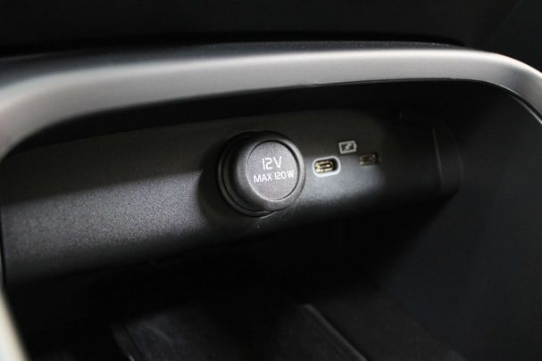 Volvo XC40 Recharge Core 175 kW image number 22