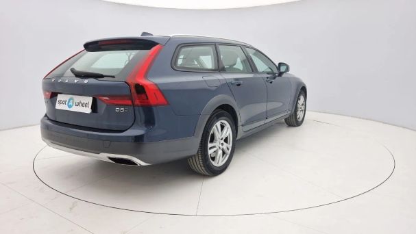 Volvo V90 Cross Country D5 AWD 173 kW image number 6