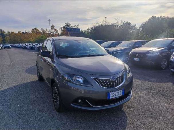 Lancia Ypsilon 51 kW image number 2