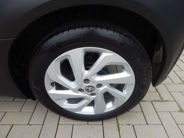 Car image 21