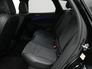 Car image 47