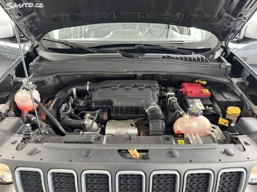 Car image 35