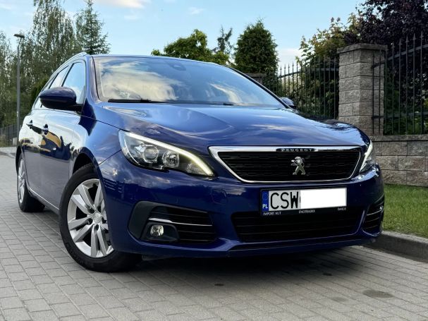 Peugeot 308 1.5 BlueHDi Allure 96 kW image number 6