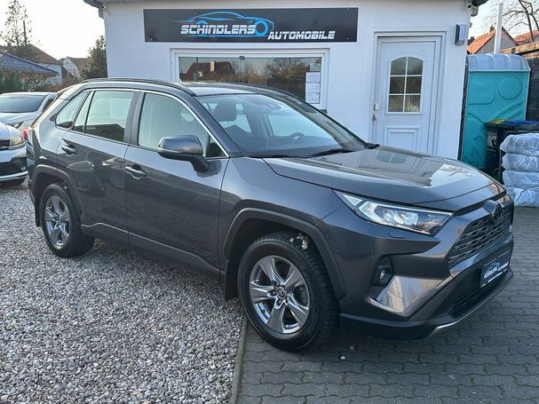 Toyota RAV 4 2.0 129 kW image number 2