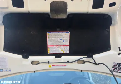 Car image 33