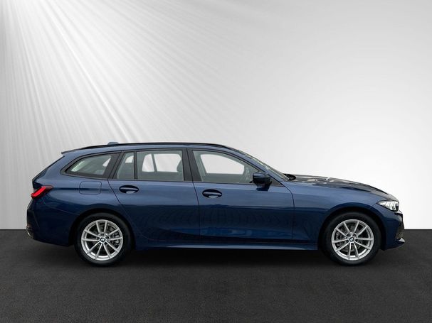 BMW 318i Touring 115 kW image number 2