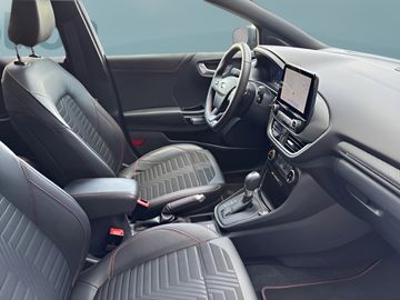 Car image 14