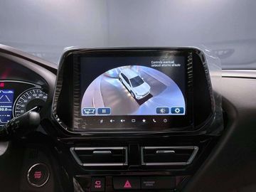 Car image 12