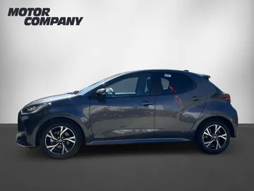 Car image 5