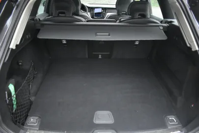 Car image 35
