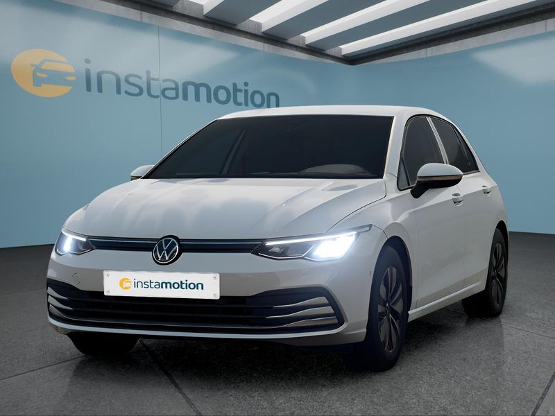Volkswagen Golf 8 eTSI