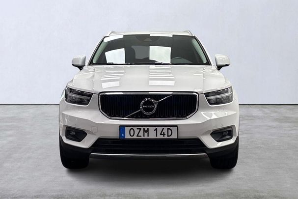 Volvo XC40 B4 Momentum 147 kW image number 7