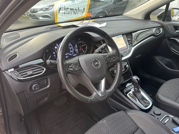 Car image 11