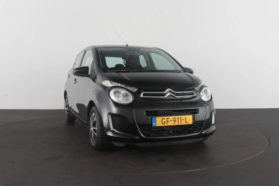 Car image 3