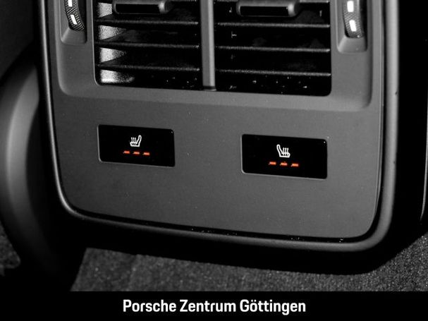 Porsche Taycan 440 kW image number 21