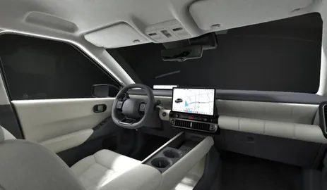 Car image 4
