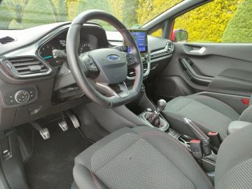 Car image 23