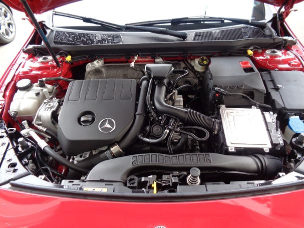 Mercedes-Benz A 180 100 kW image number 14