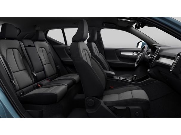 Volvo XC40 B3 Core 120 kW image number 7