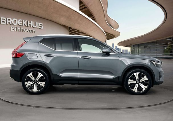 Volvo XC40 Recharge T4 Ultimate Bright 155 kW image number 4