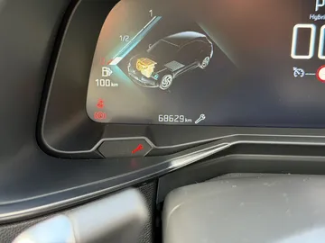 Car image 33