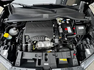 Car image 36