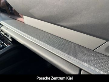 Car image 41