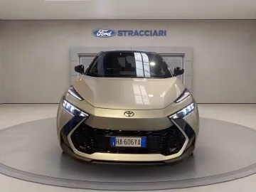 Car image 3