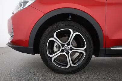Car image 30