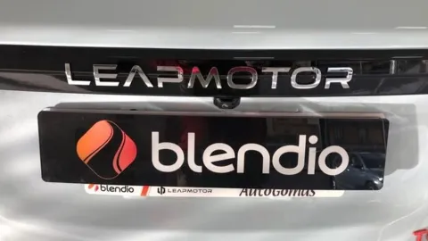 Car image 23