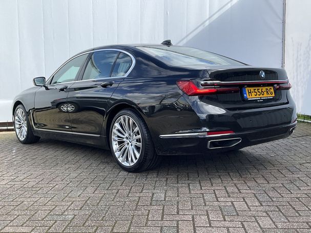 BMW 730d xDrive 196 kW image number 2