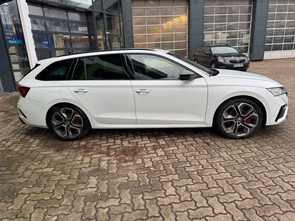 Skoda Octavia RS 2.0 TDI DSG 4x4 147 kW image number 3