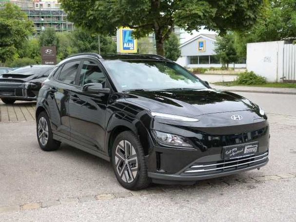 Hyundai Kona Edition 30+ 100 kW image number 3