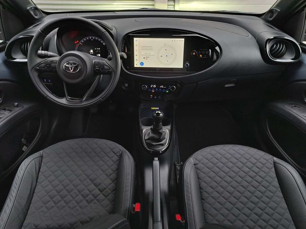 Toyota Aygo X 1.0 VVT-i 53 kW image number 10