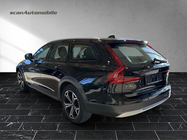 Volvo V90 Cross Country Pro AWD 145 kW image number 5