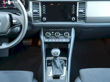 Car image 38